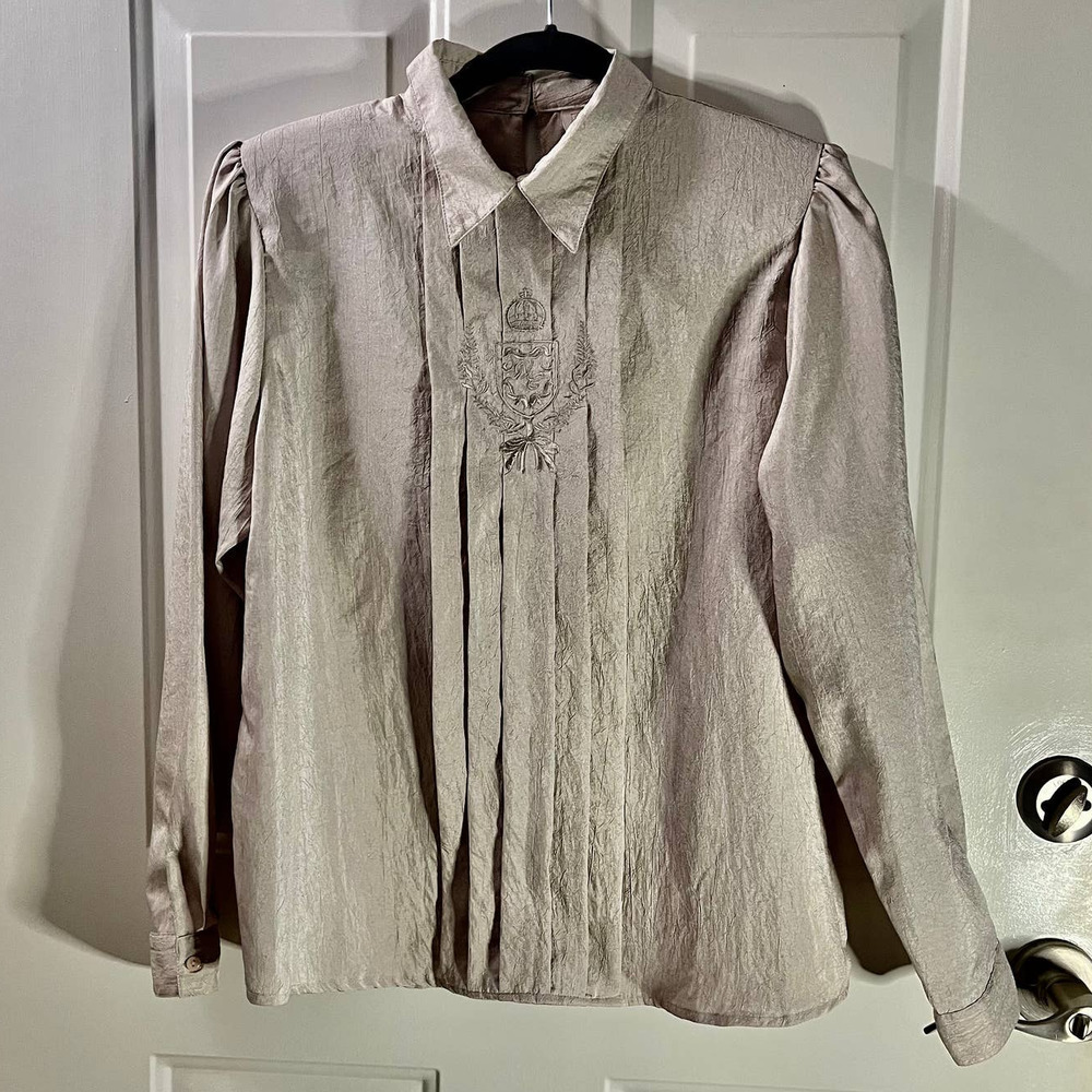Vintage Lindsey Blake SZ 14 Champagne Blouse Embroidered Emblem Puff Sleeve